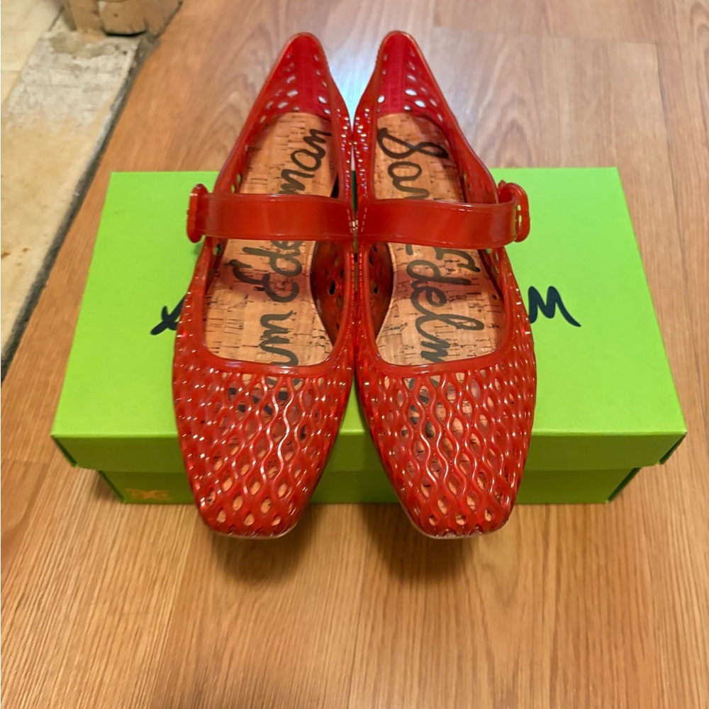 Sam Elderman Flats - image 1